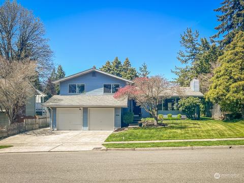 1715 Monroe Ave SE, Renton, WA 98058