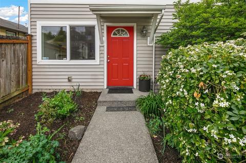 5209 Delridge Way SW #B, Seattle, WA 98106