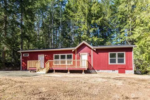 471 E Stadium Beach Rd W, Grapeview, WA 98546 photo 3