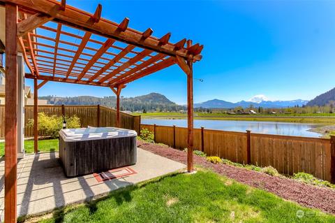 502 Sigrist Dr E, Enumclaw, WA 98022 photo 4