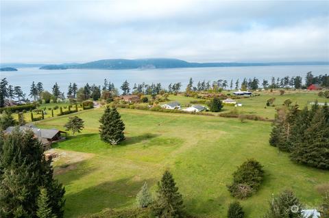 5197 Filbert Ln, Bow, WA 98232