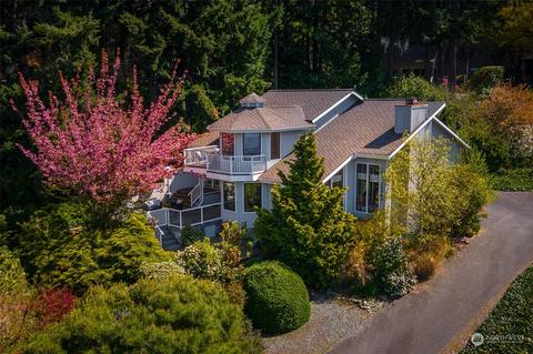 15980 Lindsey Ln NE, Poulsbo, WA 98370
