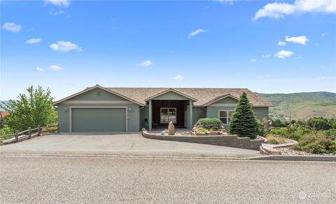 1345 Mountain Vista St, Wenatchee, WA 98801