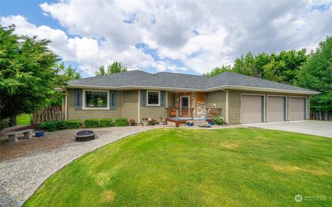 2420 Fairway Dr, Malaga, WA 98828 photo 2