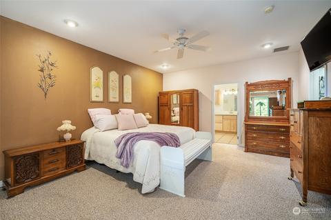 2420 Fairway Dr, Malaga, WA 98828 photo 13