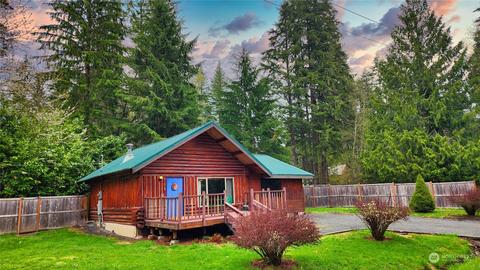 31015 554th St, Ashford, WA 98304