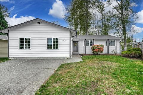 10733 20th Pl W, Everett, WA 98204 photo 1