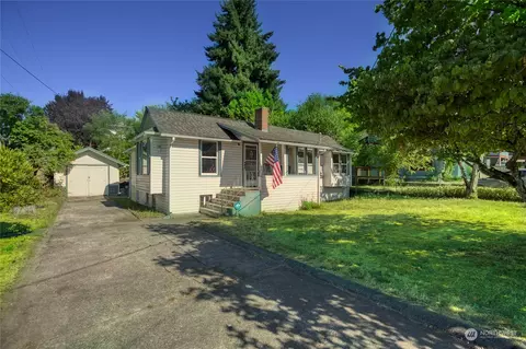 1120 Veneta Ave, Bremerton, WA 98337