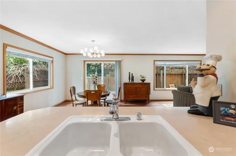206 169th St SE, Bothell, WA 98012 photo 12