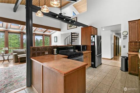 90 E Arellem Rd, Union, WA 98592 photo 6