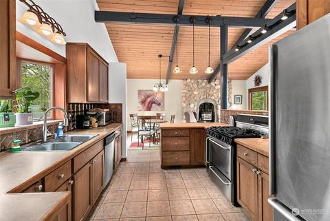 90 E Arellem Rd, Union, WA 98592 photo 4