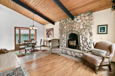 90 E Arellem Rd, Union, WA 98592 photo 9