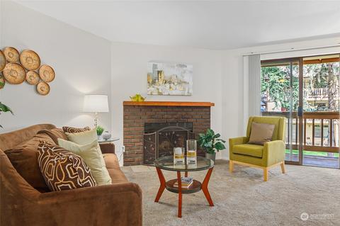 17509 118th Ave SE #C9, Renton, WA 98058