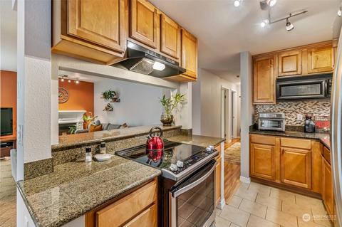 20320 Bothell Everett Hwy #D102, Bothell, WA 98012 photo 16
