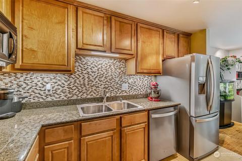 20320 Bothell Everett Hwy #D102, Bothell, WA 98012 photo 18