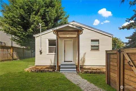 7012 S 116th St, Seattle, WA 98178