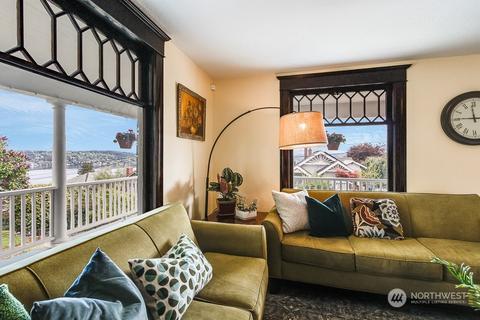 9841 63rd Ave S, Seattle, WA 98118 photo 8