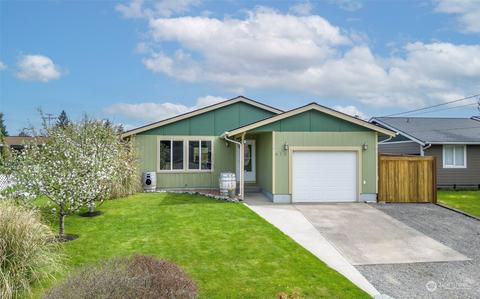 412 Washington Ave, Yelm, WA 98597