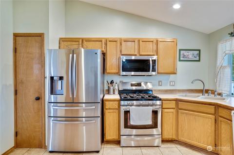 8529 199th Street Ct E, Spanaway, WA 98387 photo 8
