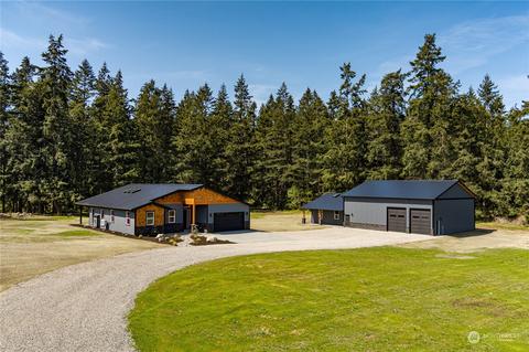 4393 Monkey Hill Rd, Oak Harbor, WA 98277