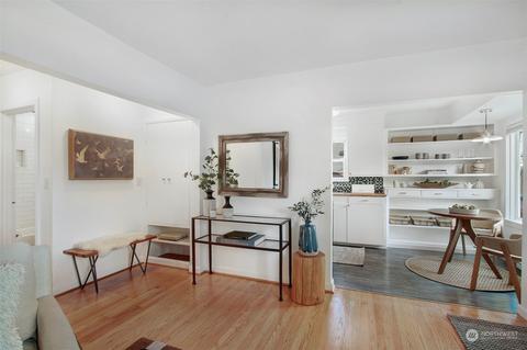 906 N 88th St, Seattle, WA 98103 photo 4
