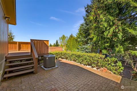 17035 Woodcrest Dr, Bothell, WA 98011 photo 30