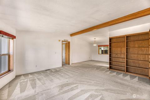 17035 Woodcrest Dr, Bothell, WA 98011 photo 20