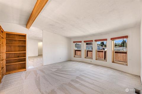 17035 Woodcrest Dr, Bothell, WA 98011 photo 18
