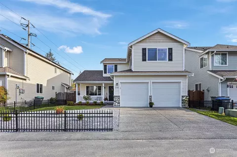 608 Cottage Ln, Bremerton, WA 98310