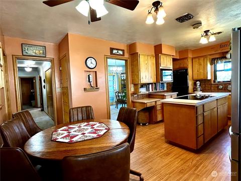 404 E 3rd Ave, Odessa, WA 99159 photo 8