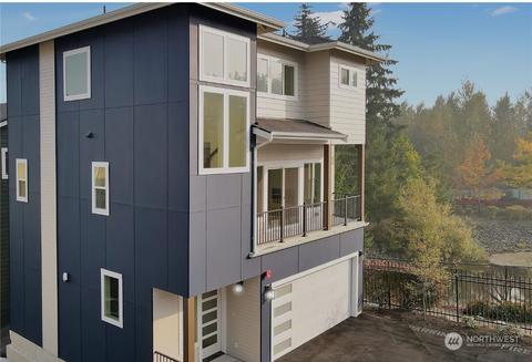 2702 151st St SW, Lynnwood, WA 98087