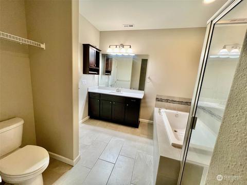 355 Jasmine Ln N, Enumclaw, WA 98022 photo 16