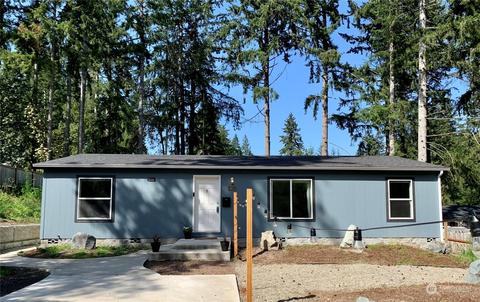 19513 28th St SW, Lakebay, WA 98349