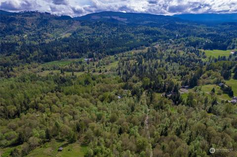 252 SE Nn Se 179th St, Maple Valley, WA 98038