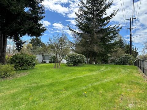 10811 Holly Dr, Everett, WA 98204 photo 1