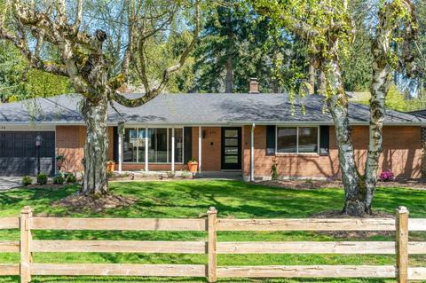 630 NW 195th St, Shoreline, WA 98177