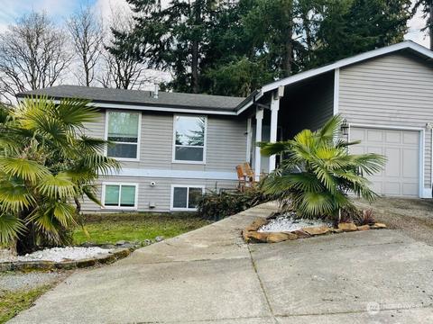 28953 12th Ave S, Federal Way, WA 98003