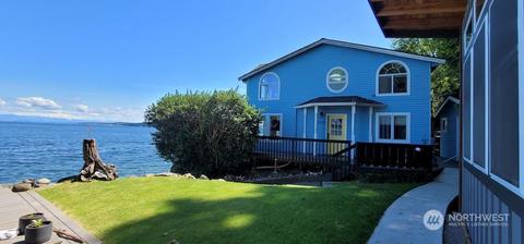 9423 Sunrise Beach Dr NW, Gig Harbor, WA 98332
