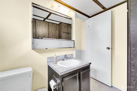 10542 NE 201st St, Bothell, WA 98011 photo 24