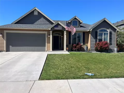 109 NE J St, Quincy, WA 98848