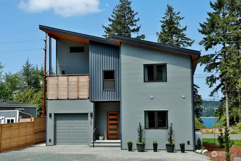 1763 Watkins Rd, Freeland, WA 98249