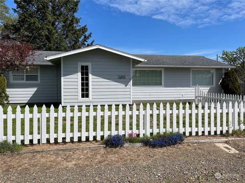 214 16th St NE, Long Beach, WA 98631