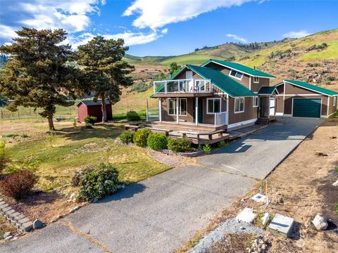 117 Pinnacle Pl, Chelan, WA 98816