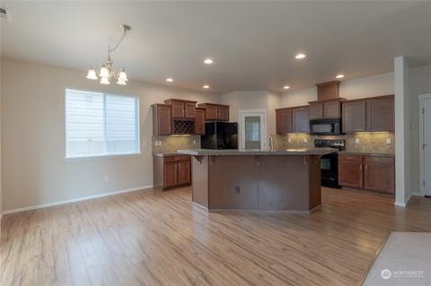 8511 198th St E, Spanaway, WA 98387 photo 6