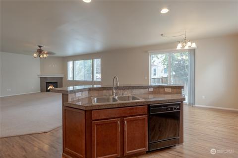 8511 198th St E, Spanaway, WA 98387 photo 10