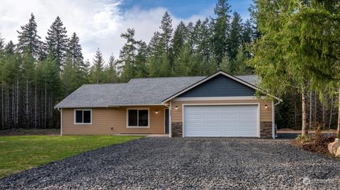 51 NE Maple Wood Ct, Belfair, WA 98528