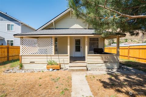 110 W Pleasant Ave, Cashmere, WA 98815