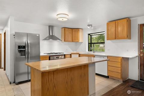 403 Leber St NE, Orting, WA 98360 photo 7