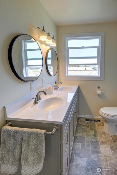 1157 Summit Ave, Raymond, WA 98577 photo 26