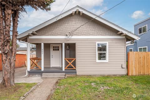 302 SW 7th St, Kelso, WA 98626